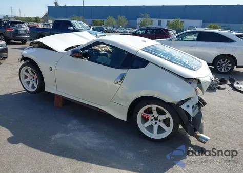 2016 Nissan 370Z Nismo Tech z USA, uszkodzony, nr VIN JN1AZ4EH6GM935321